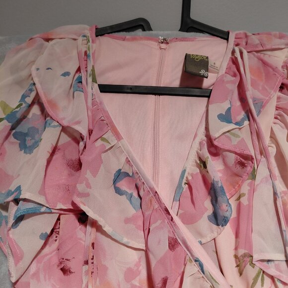NWT Taylor Pink Chiffon Flutter Sleeve Faux Wrap Assymetrical Maxi Dress Size 8 - Picture 5 of 16